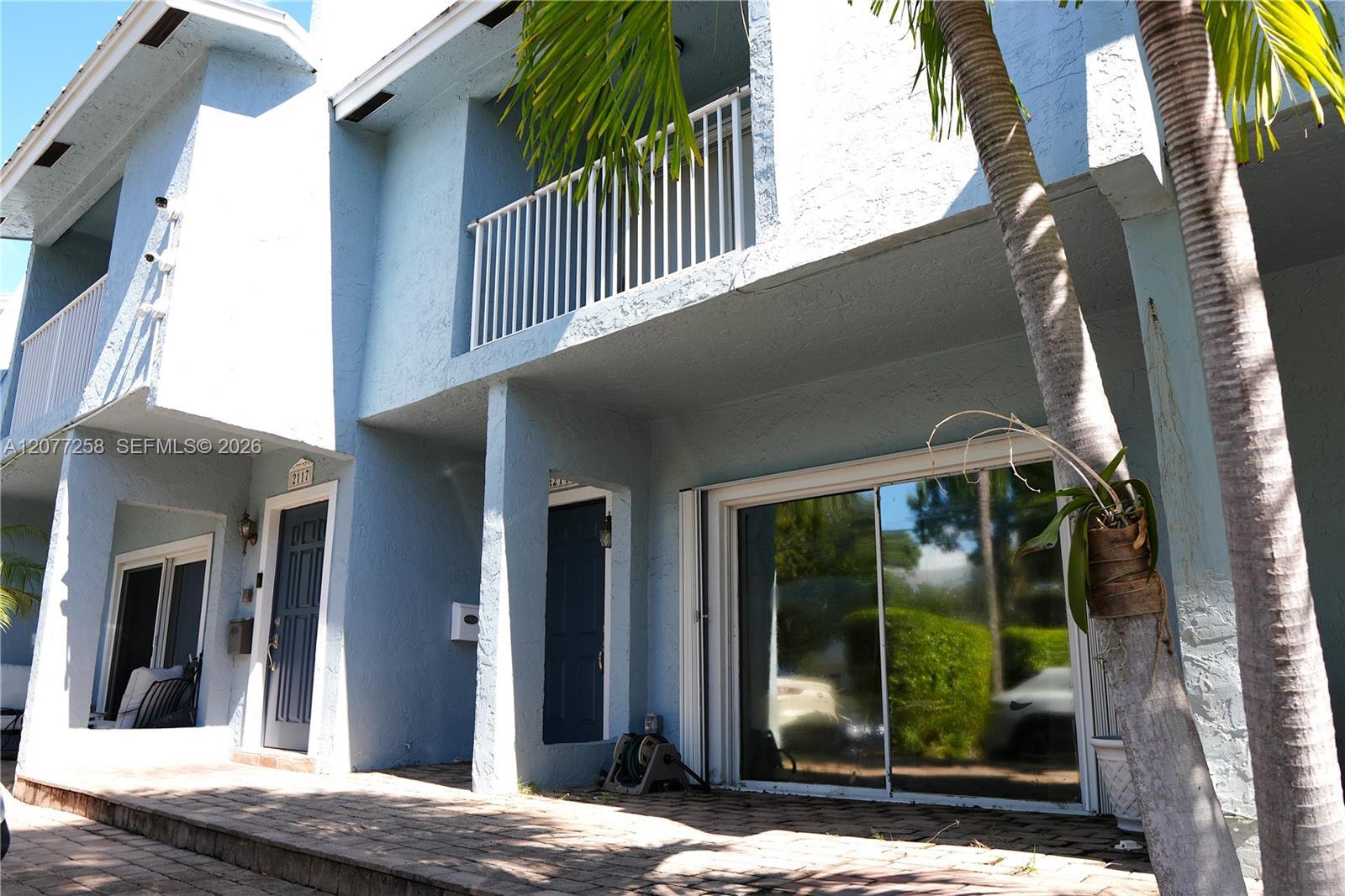 2119 NE 44th St, Lighthouse Point FL 33064