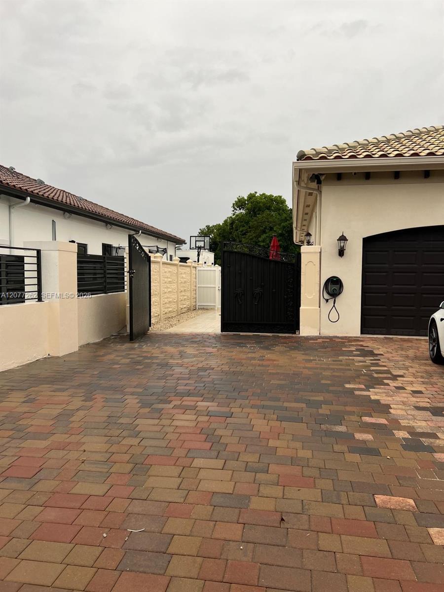 12241 SW 81st Ter rear, Miami FL 33183