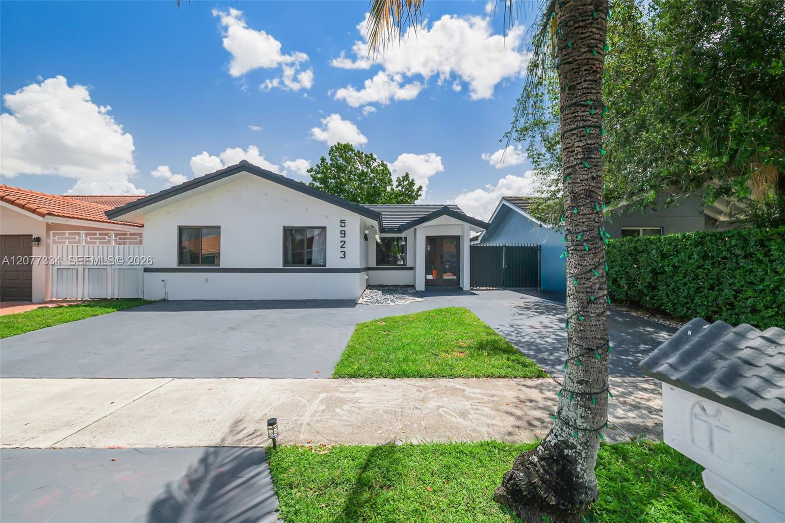 5923 SW 147th Pl, Miami FL 33193