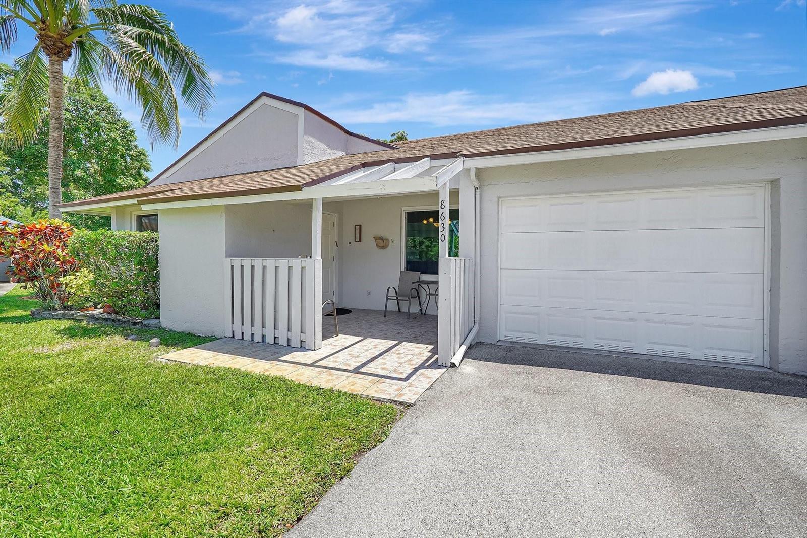 8630 BRIDLE PATH Court # 207, Davie FL 33328