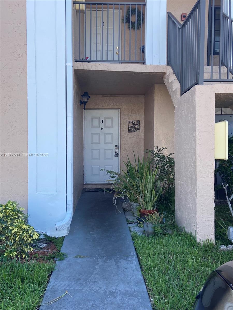 820 N Franklin Ave # 820J, Homestead FL 33034