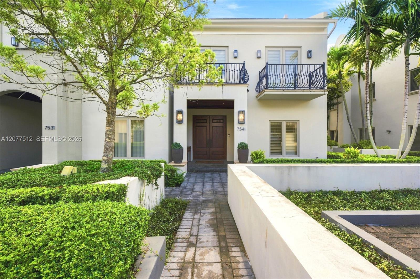 7541 SW 56th Ct # 7541, Miami FL 33143