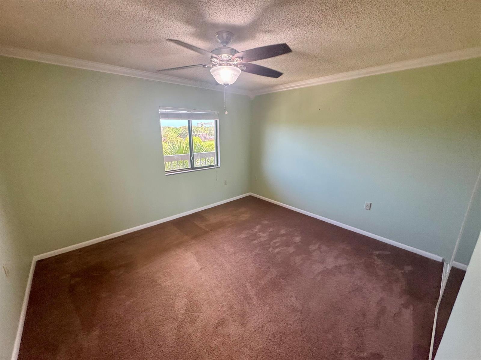 601 SEAFARER Circle # 405, Jupiter FL 33477