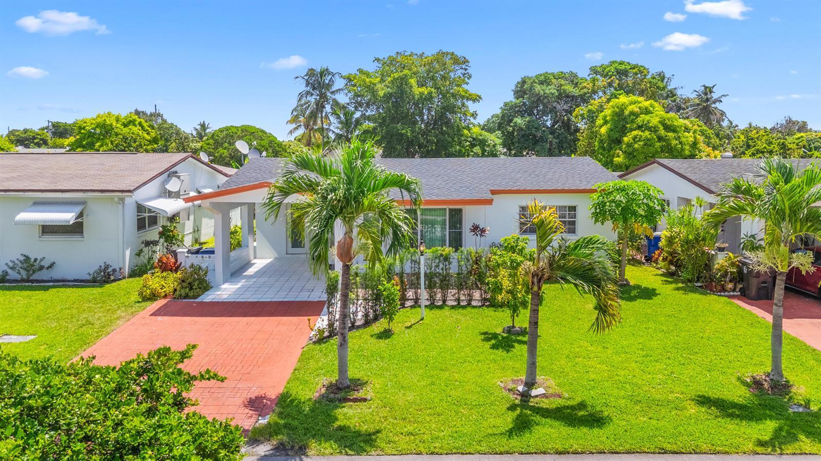 4200 NW 52ND Avenue, Lauderdale Lakes FL 33319