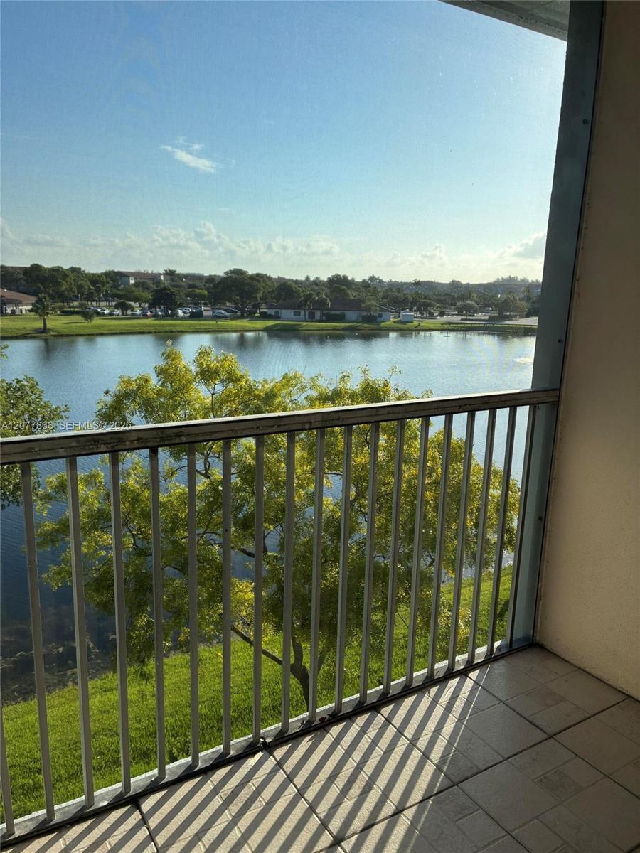 1251 134th # 405, Pembroke Pines FL 33027