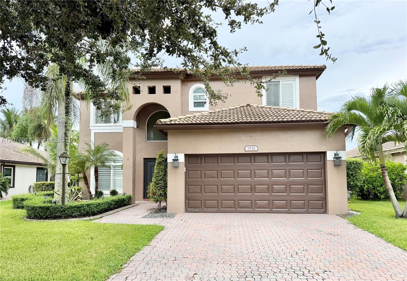 1532 NW 133rd Ave, Pembroke Pines FL 33028