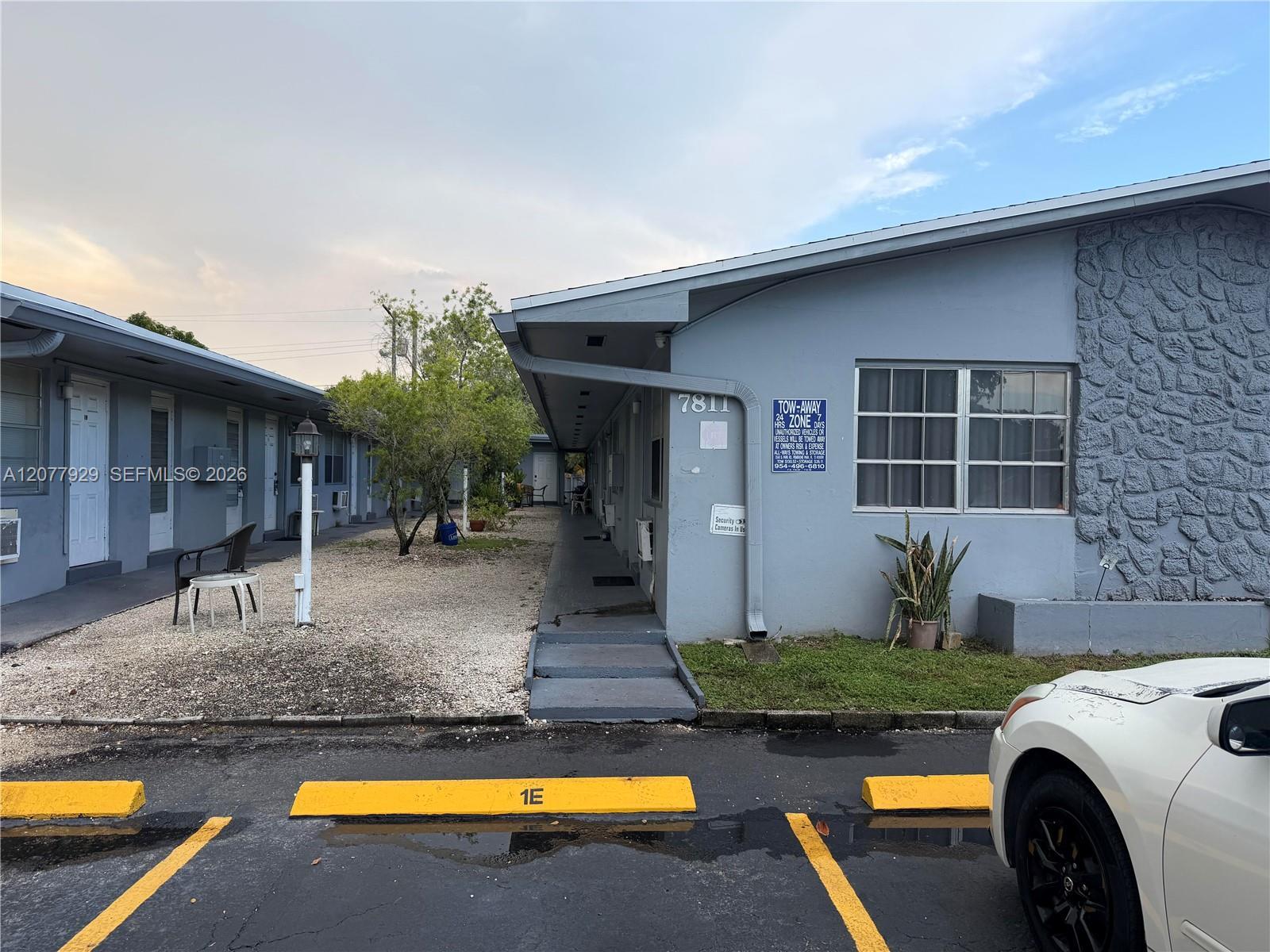 7811 Johnson St # 1E, Pembroke Pines FL 33024