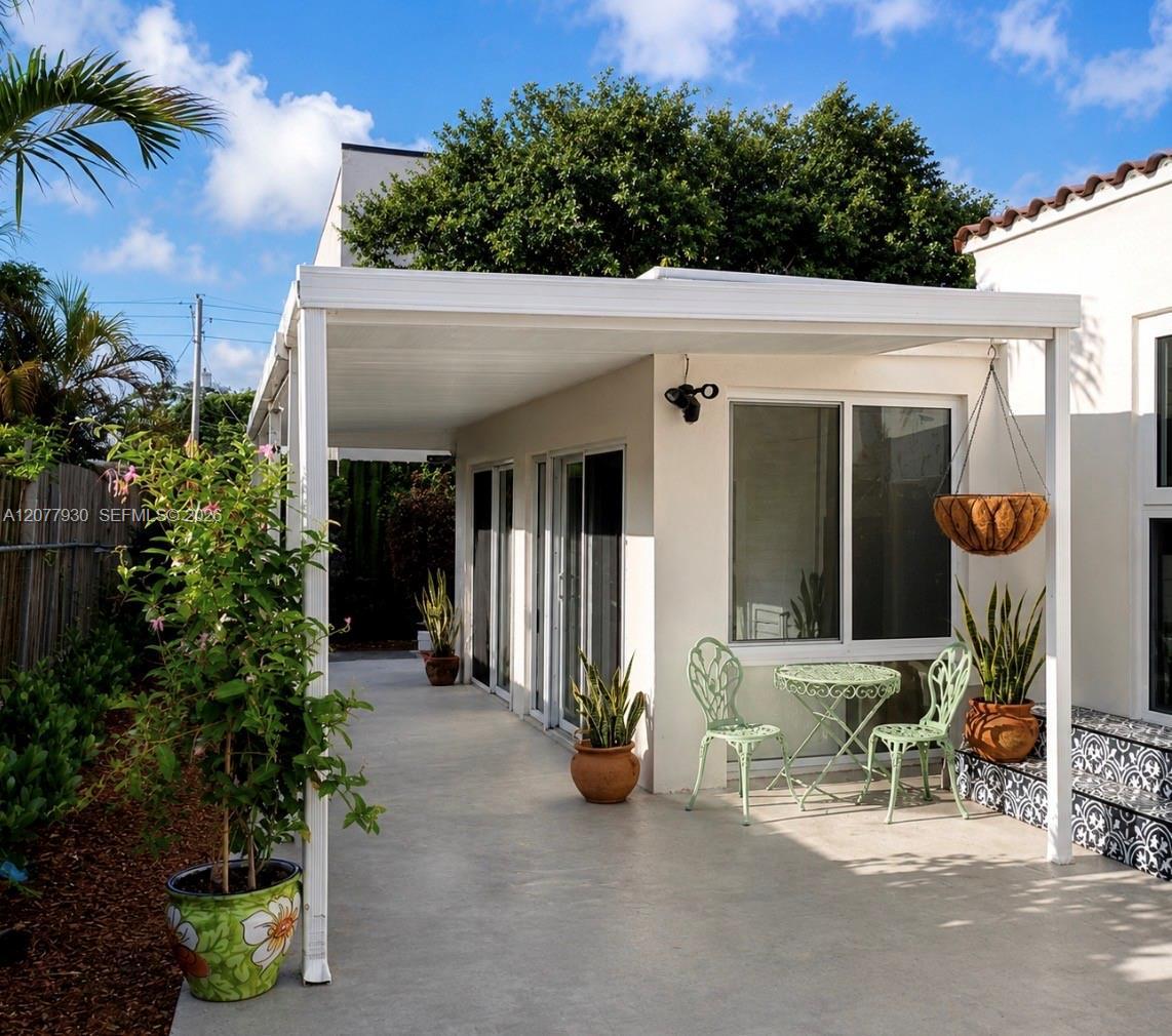 2740 SW 4th ST REAR, Miami FL 33135
