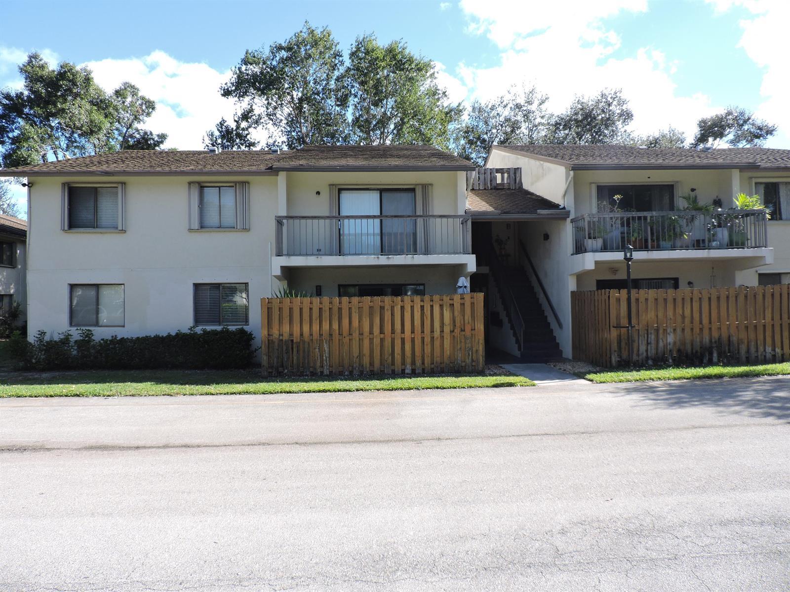 3402 Gardens East Drive # 7A, Palm Beach Gardens FL 33410