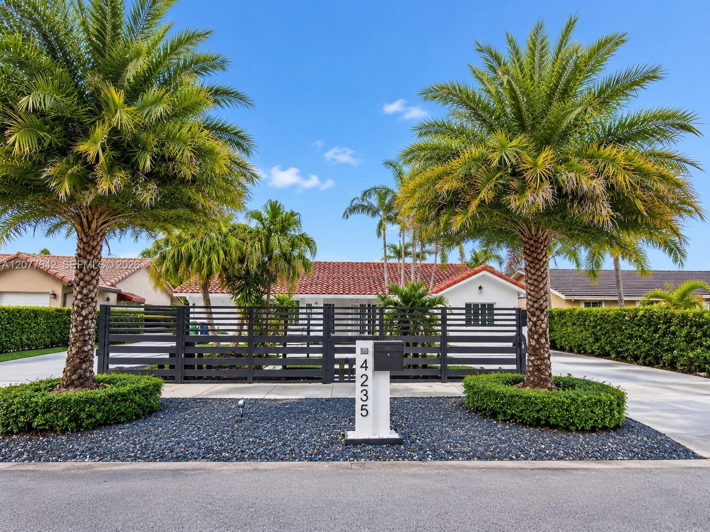 4235 SW 143rd Ave, Miami FL 33175