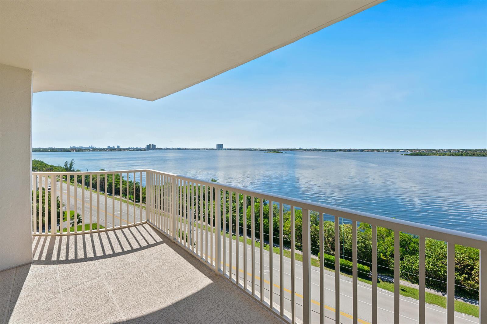 5480 N Ocean Drive, Singer Island FL 33404