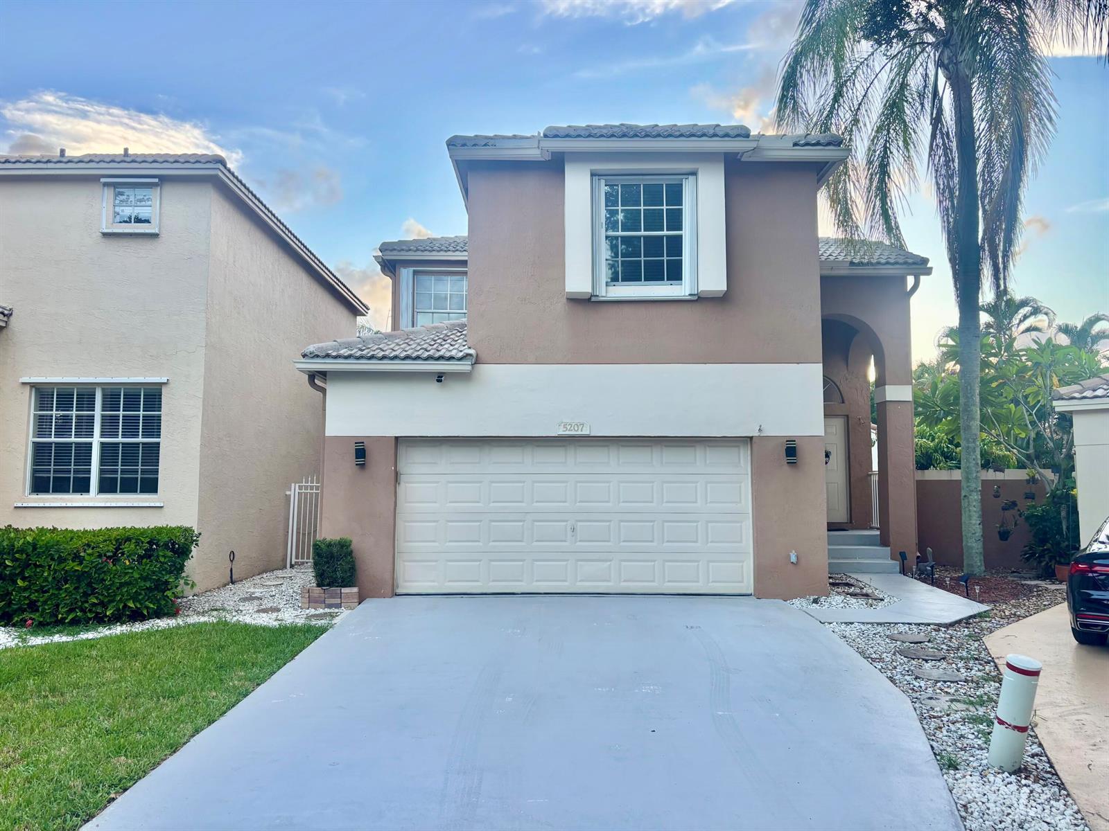 5207 Eagle Cay Place, Coconut Creek FL 33073