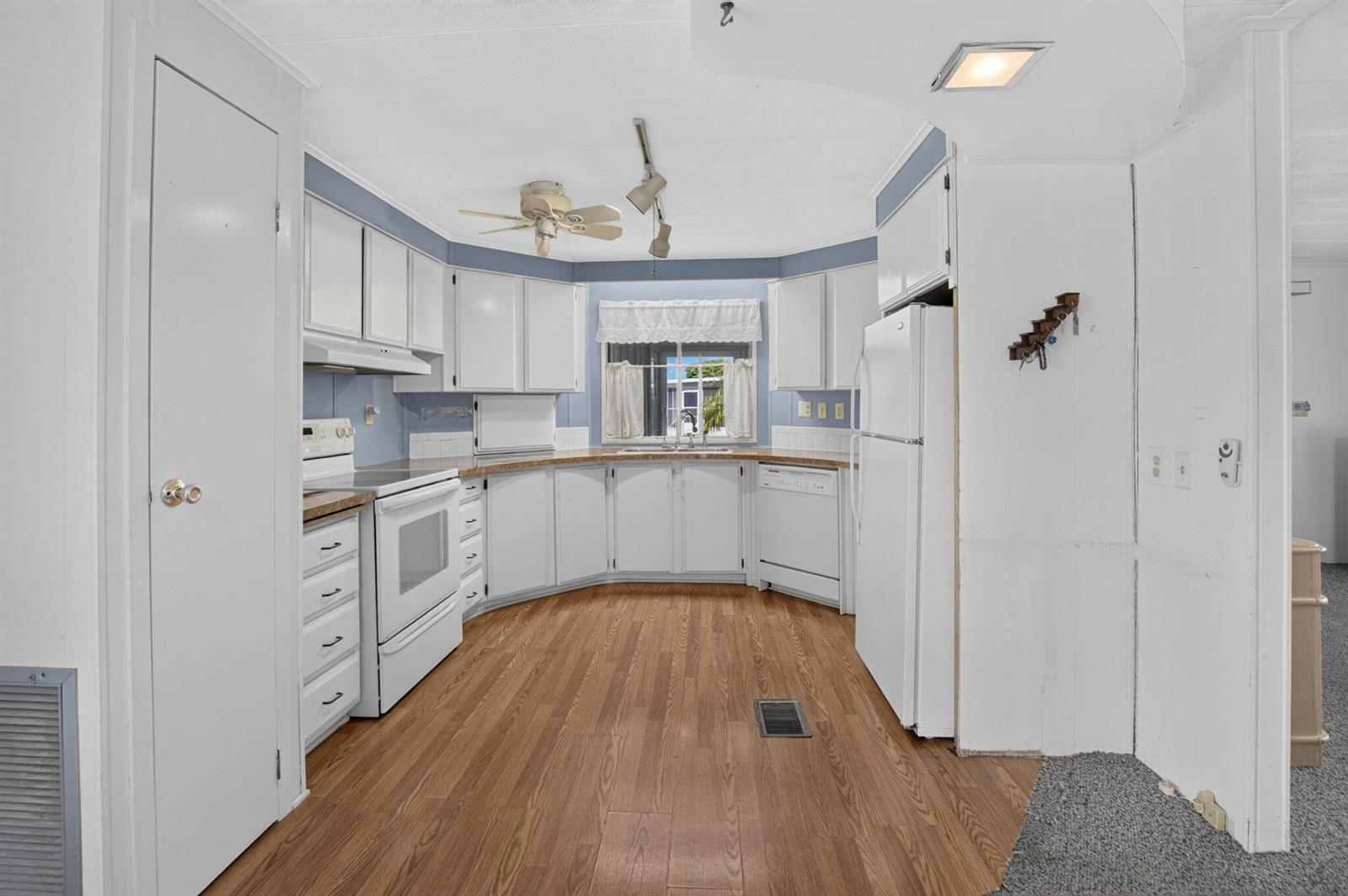 39019 GAYLE BAY, Boynton Beach FL 33436