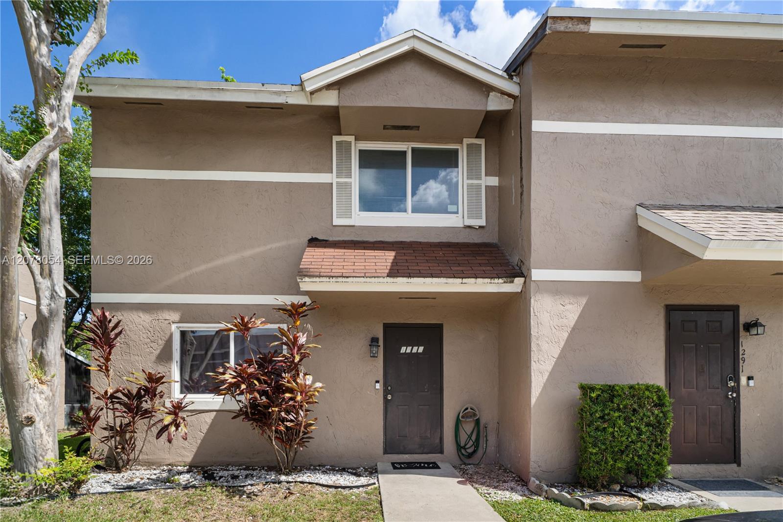1293 Sussex Dr, North Lauderdale FL 33068