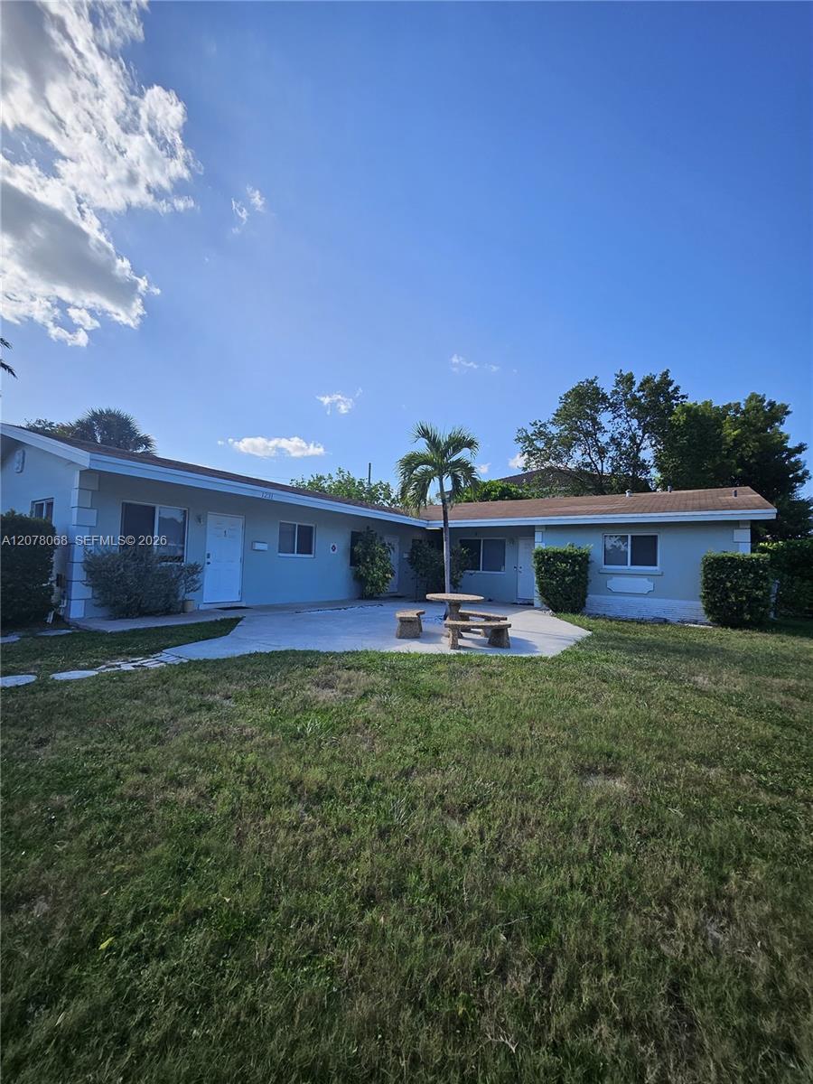 1231 NE 23rd Ave # 3, Pompano Beach FL 33062