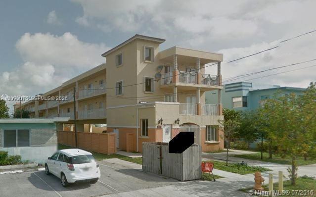 1453 SW 3rd St # 302, Miami FL 33135