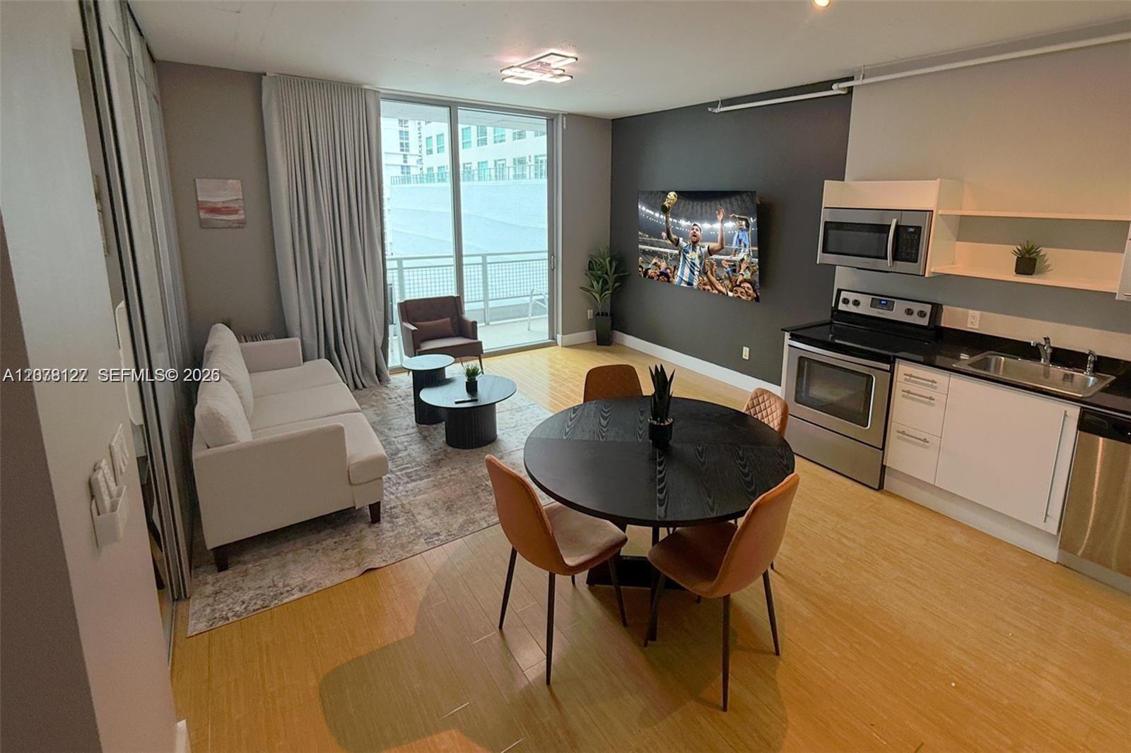 690 SW 1st Ct # 1221, Miami FL 33130