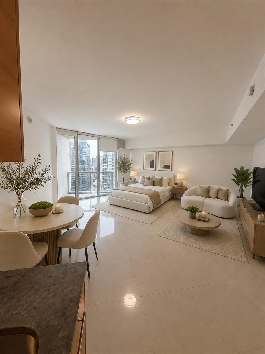 475 Brickell Ave # 3908, Miami FL 33131