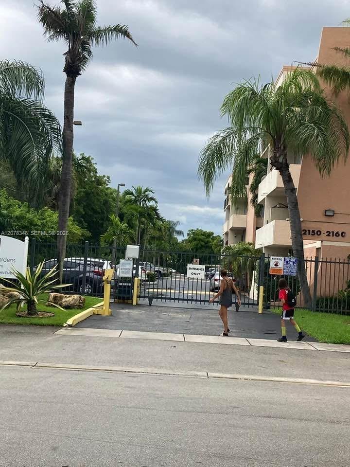 2160 SW 16th Ave # 421, Miami FL 33145