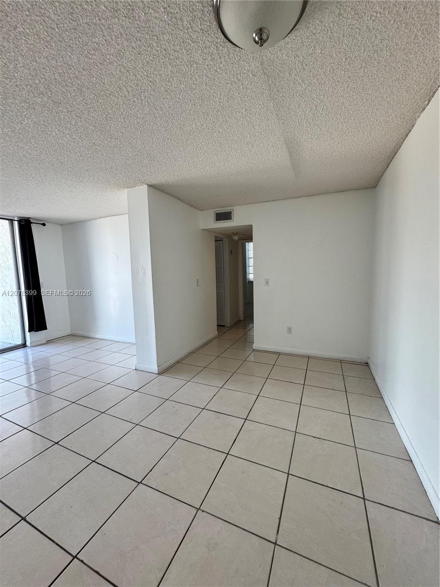 12105 NE 6th Ave # 304, North Miami FL 33161
