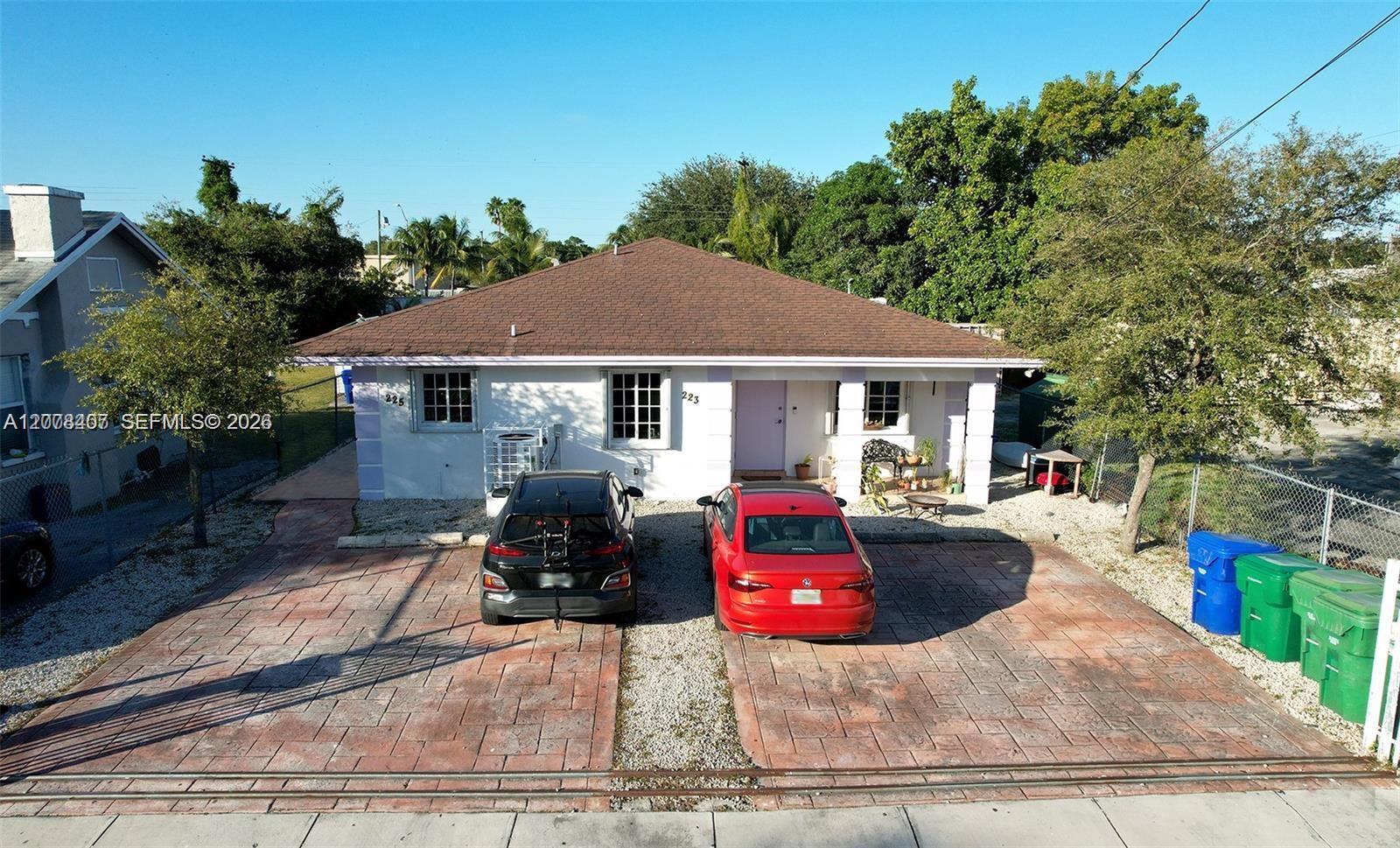 225 NW 53rd St # R, Miami FL 33127