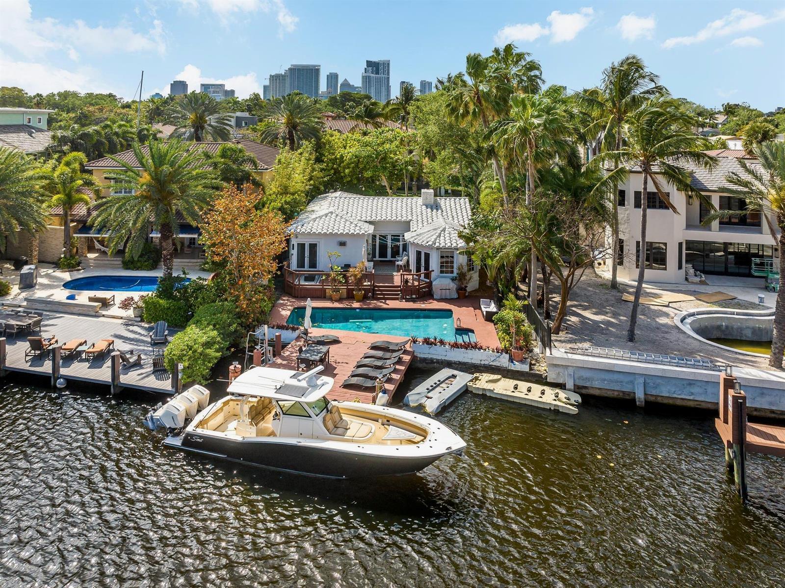124 S GORDON Road, Fort Lauderdale FL 33301