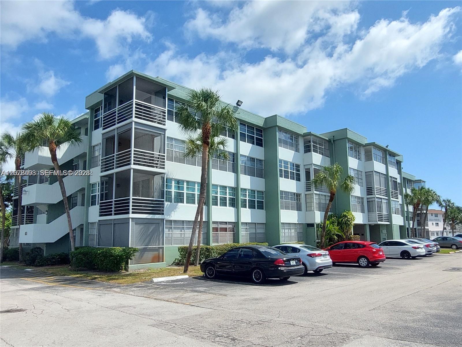 2741 Taft St # 212, Hollywood FL 33020