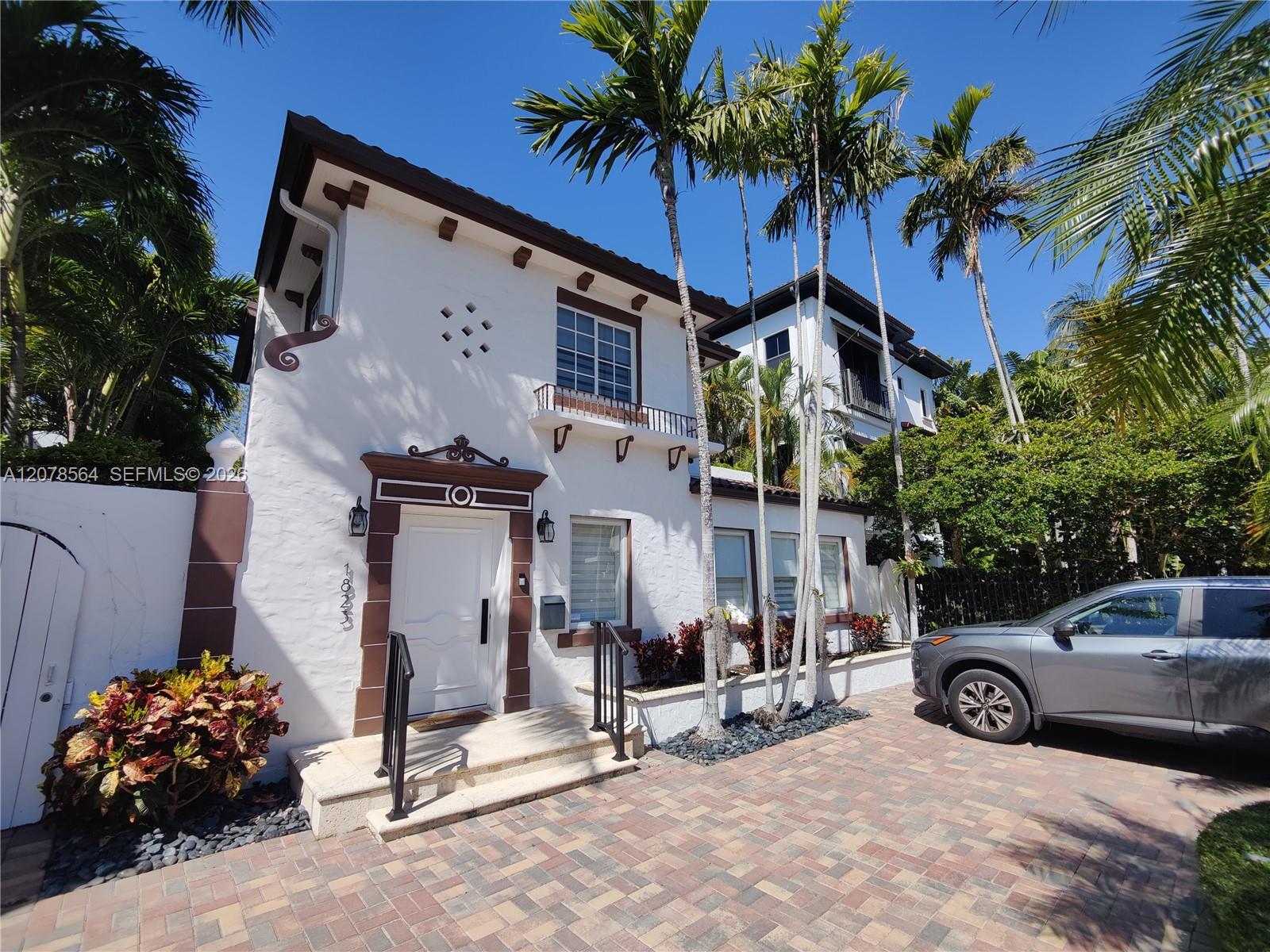 1823 S Bayshore Ln, Miami FL 33133