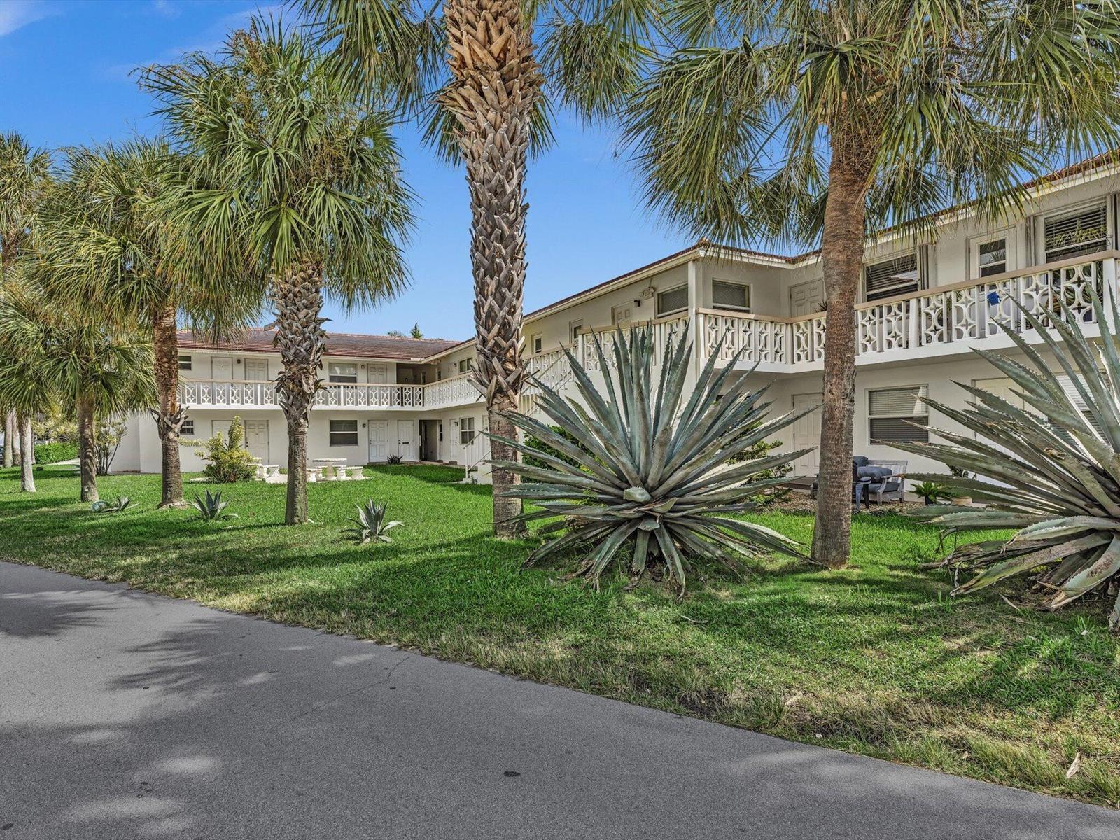 90 NE 19th Avenue # 8, Deerfield Beach FL 33441