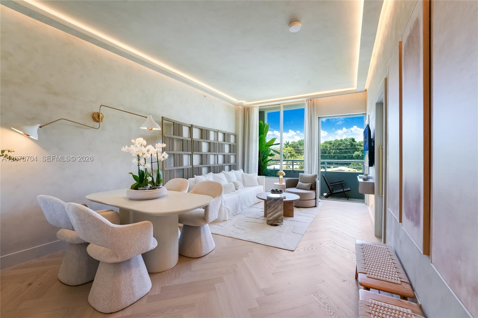 3250 Grand Ave # 307, Miami FL 33133