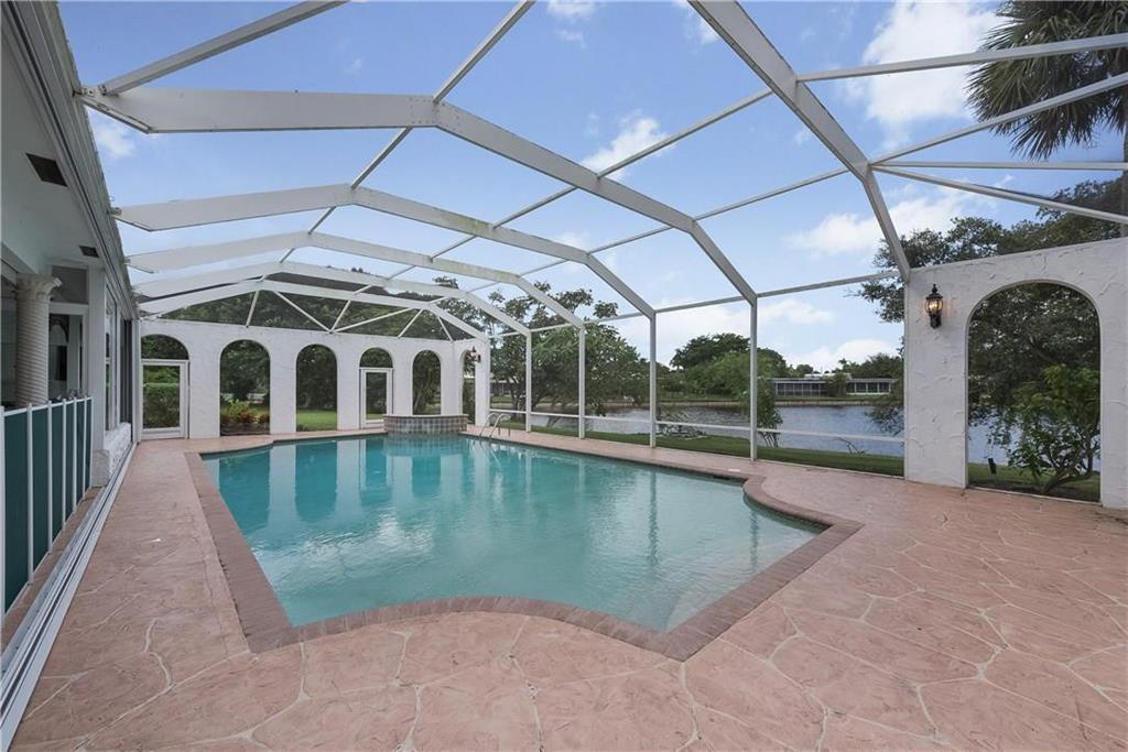 4903 WOODLANDS Boulevard, Tamarac FL 33319