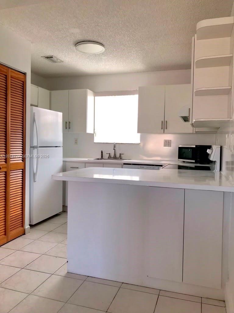 3264 W 70th St # 201, Hialeah FL 33018