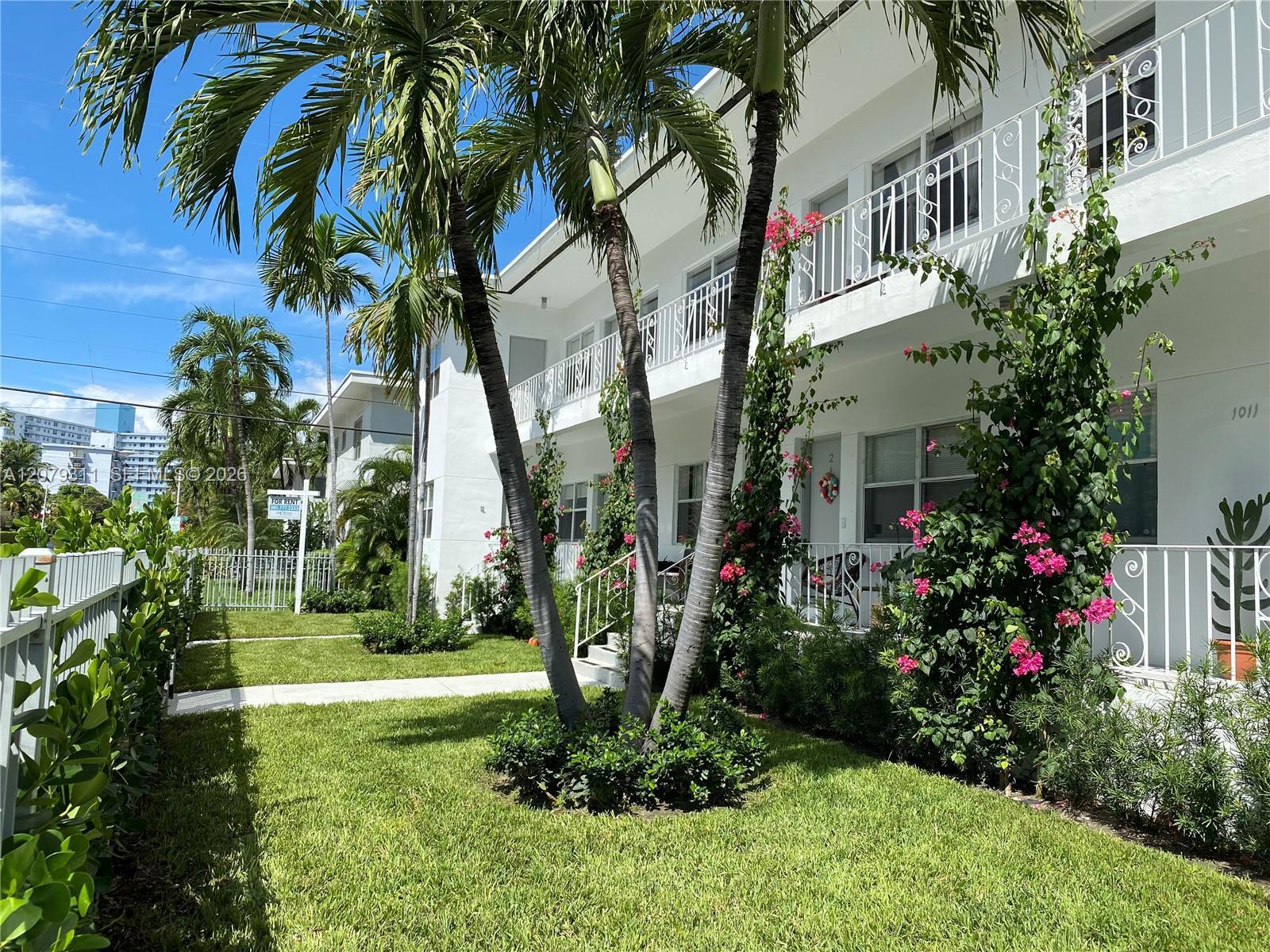 1011 9th St # 8, Miami Beach FL 33139