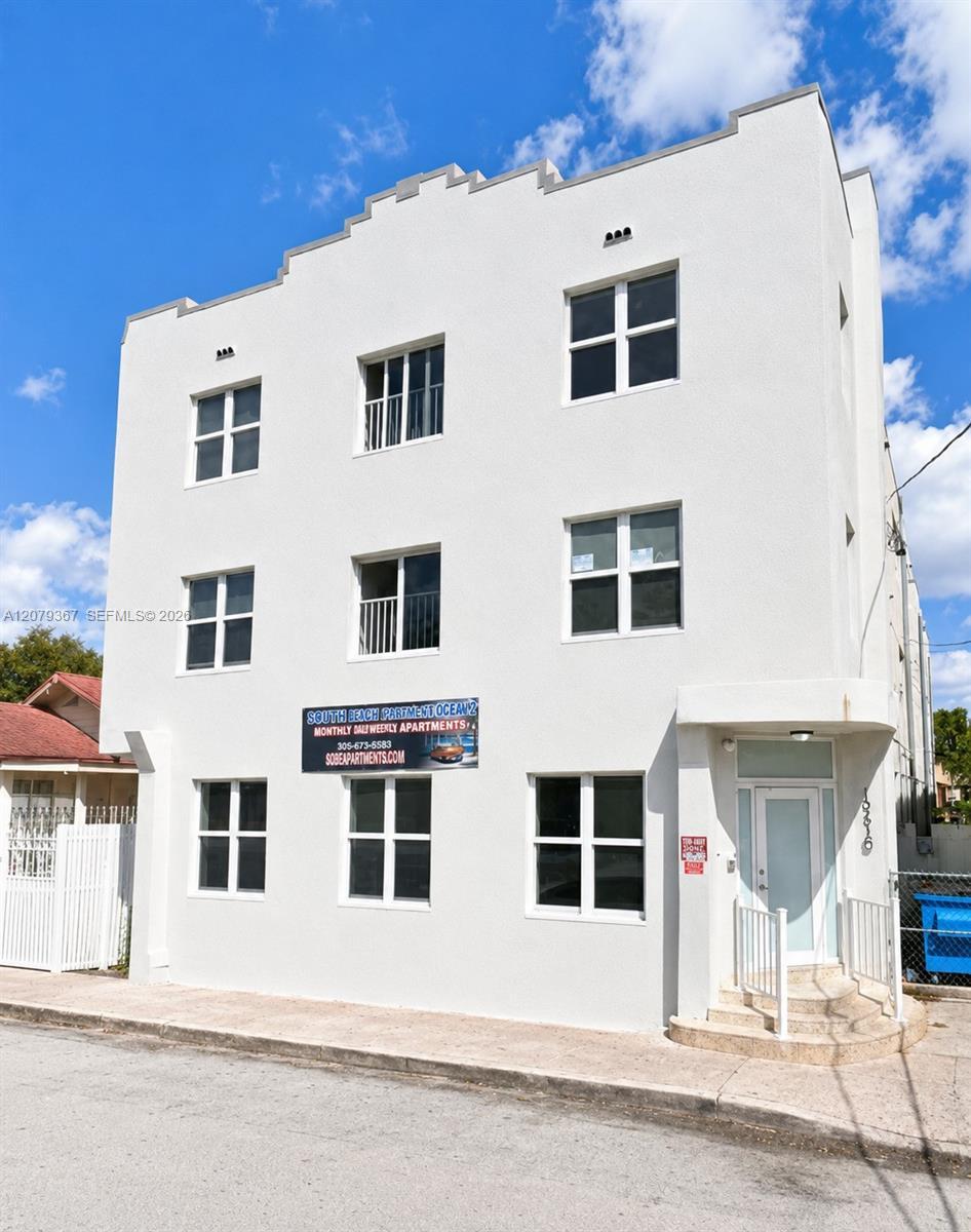 1051 NW 2nd St # 8, Miami FL 33128