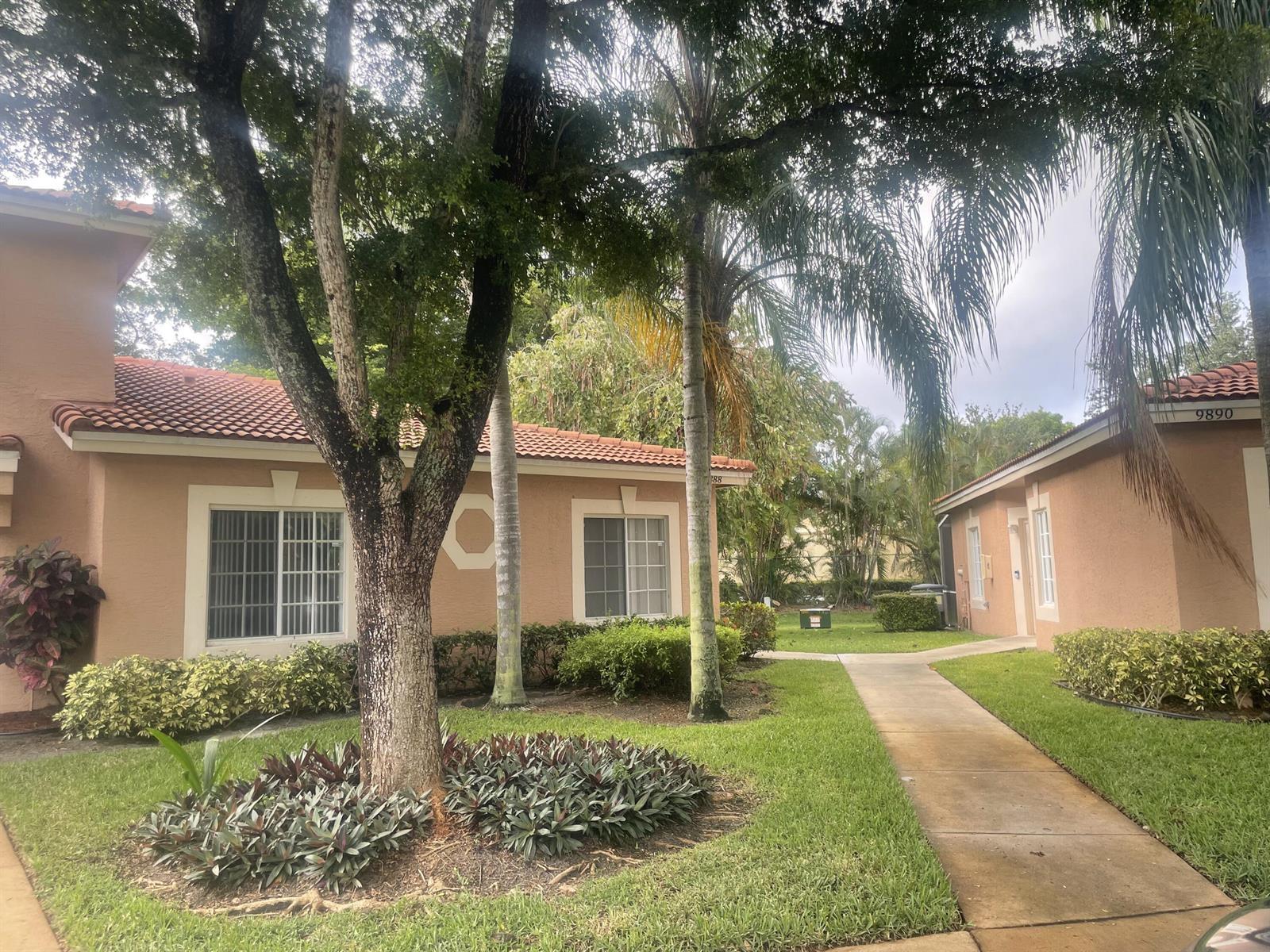 9888 Kamena Circle # 55, Boynton Beach FL 33436
