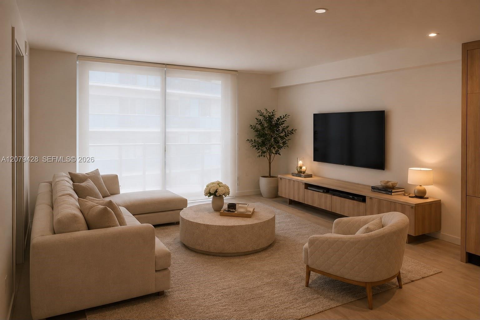 77 SE 5 ST # 1806, Miami FL 33131