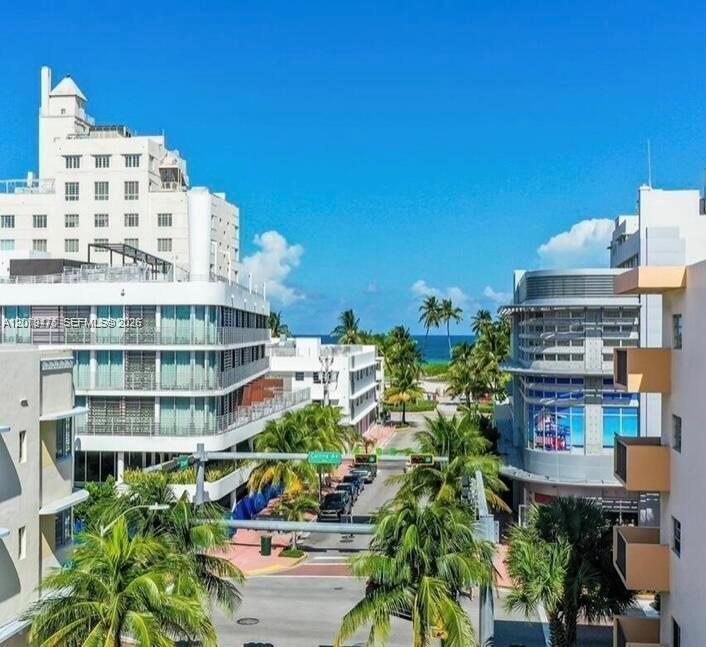 1150 Collins Ave # 406, Miami Beach FL 33139