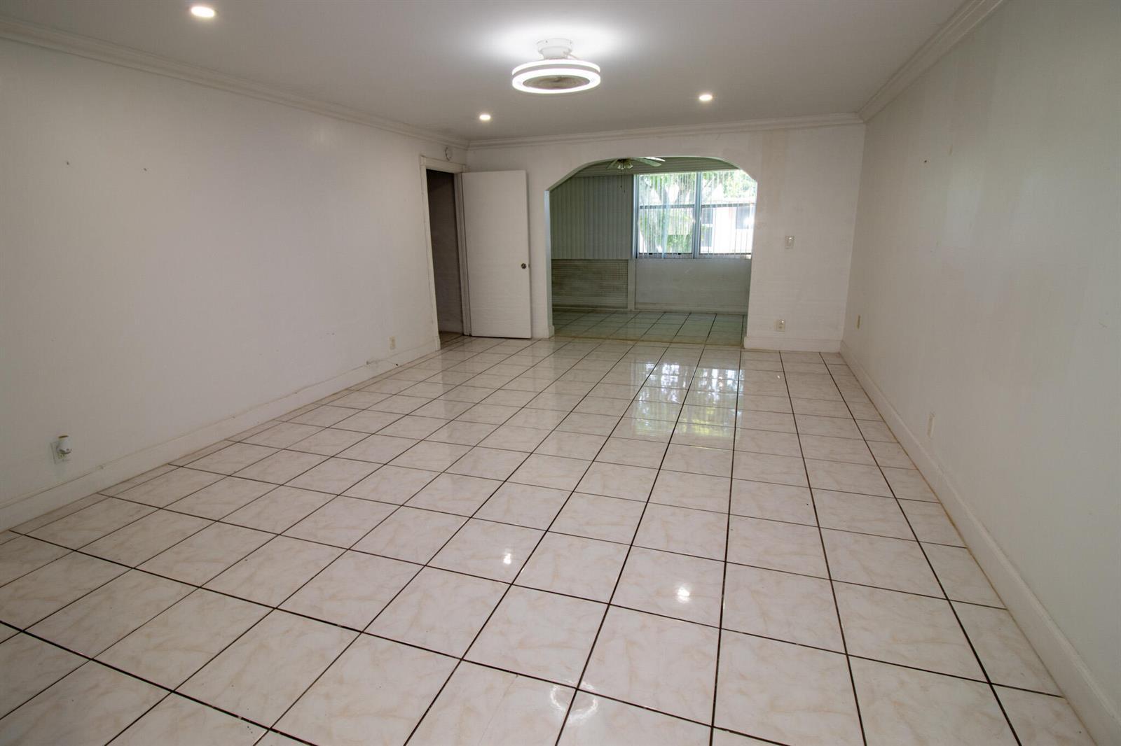 1040 NW 80TH Avenue # 203, Margate FL 33063