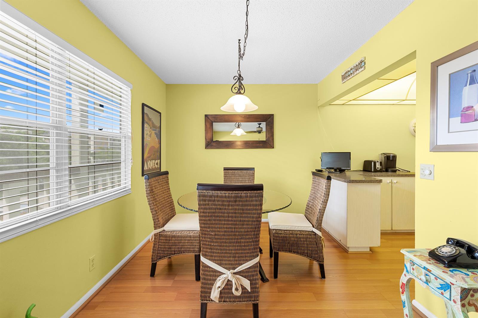 19 Ashby A, Deerfield Beach FL 33442