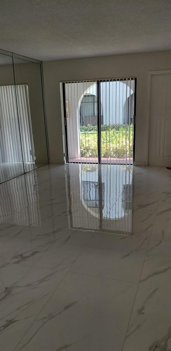 18276 MEDITERRANEAN Boulevard # 6, Hialeah FL 33015