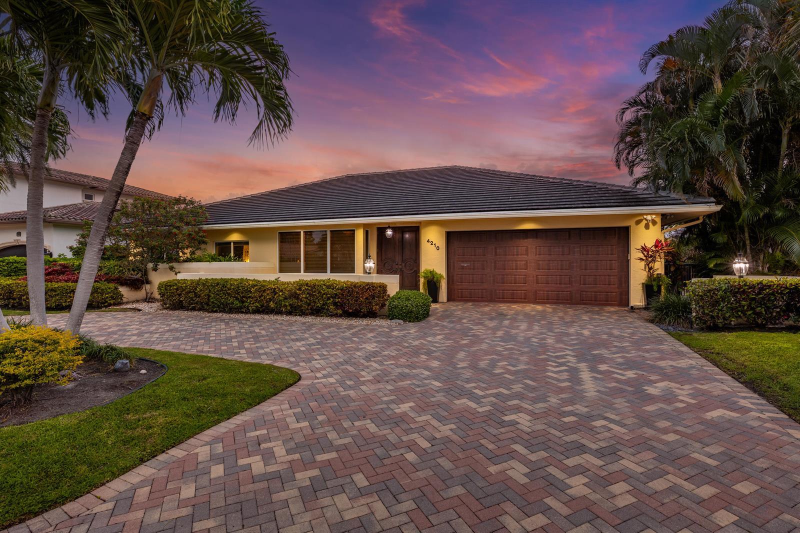 4210 NE 23rd Avenue, Lighthouse Point FL 33064