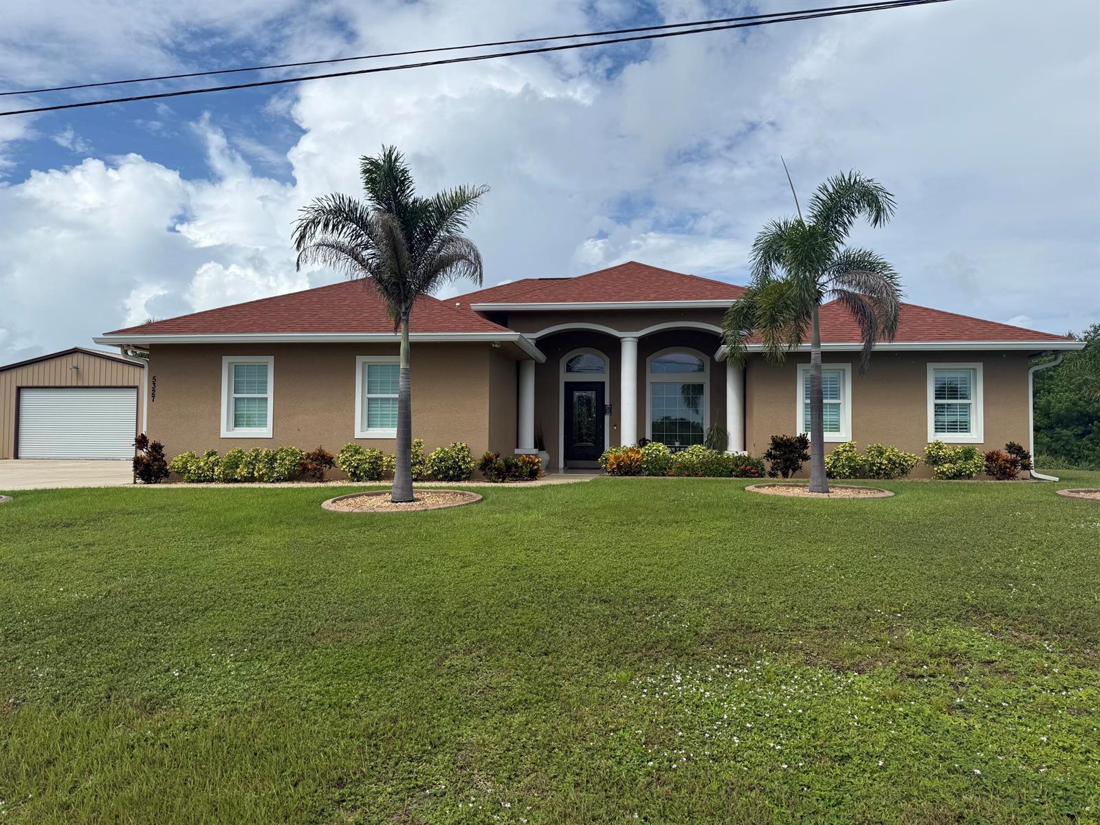 5327 N Old Dixie Highway, Fort Pierce FL 34946