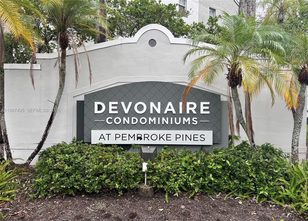 520 SW 111TH Avenue # 301, Pembroke Pines FL 33025