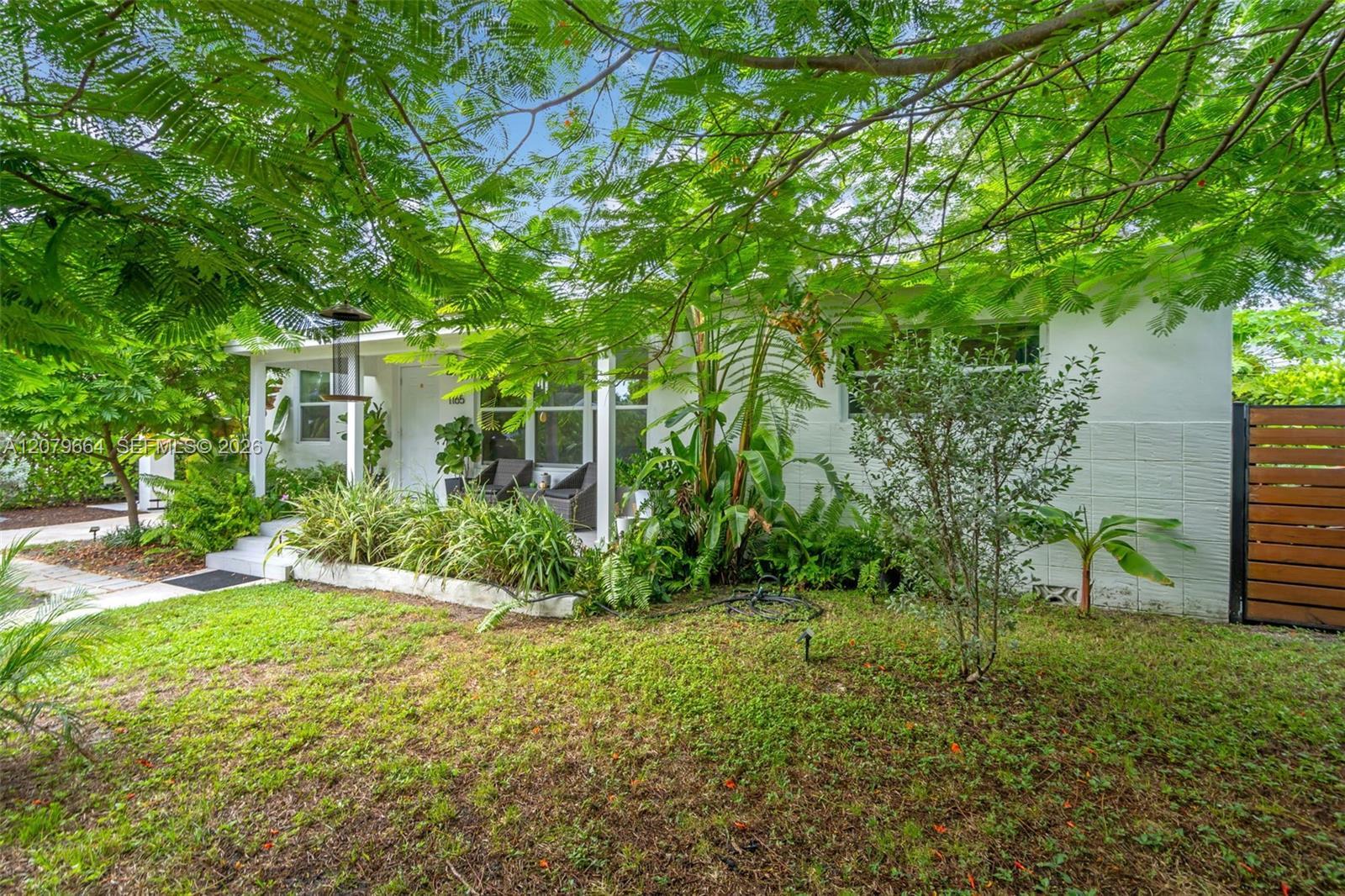 1165 NW 110th St, Miami FL 33168