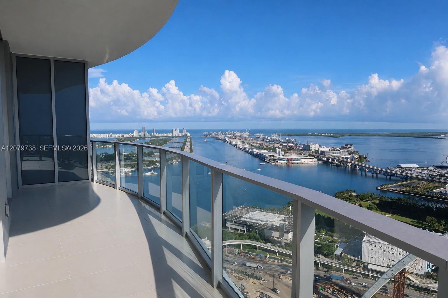 1400 biscayne blvd # 4502, Miami FL 33132