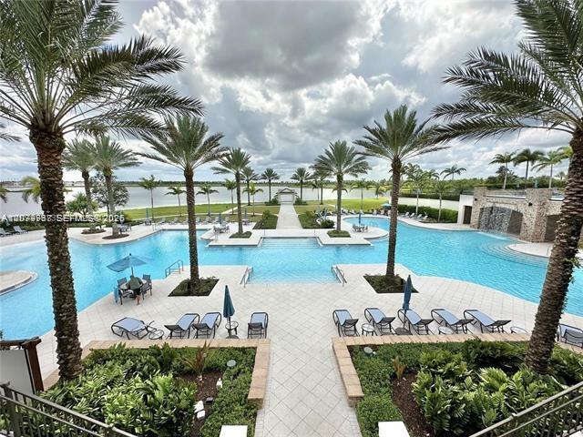 19853 Whispering Creek Rd # 18853, Loxahatchee FL 33470