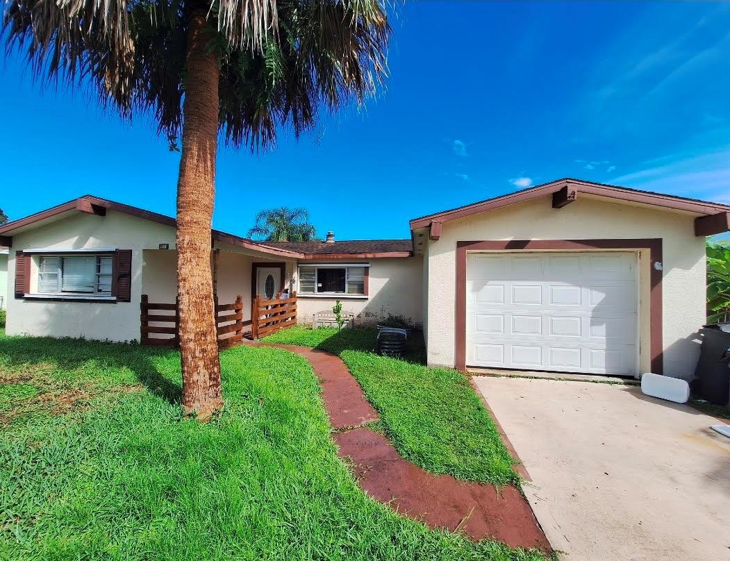 115 SE Camino Street, Port St. Lucie FL 34952