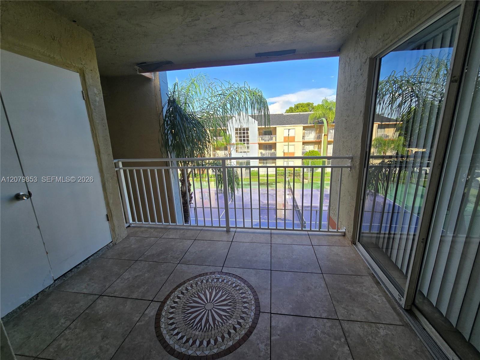 18860 NW 57th Ave # 305, Hialeah FL 33015