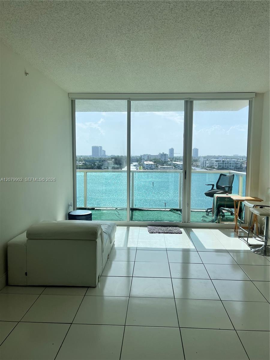 Sunny Isles Beach, FL