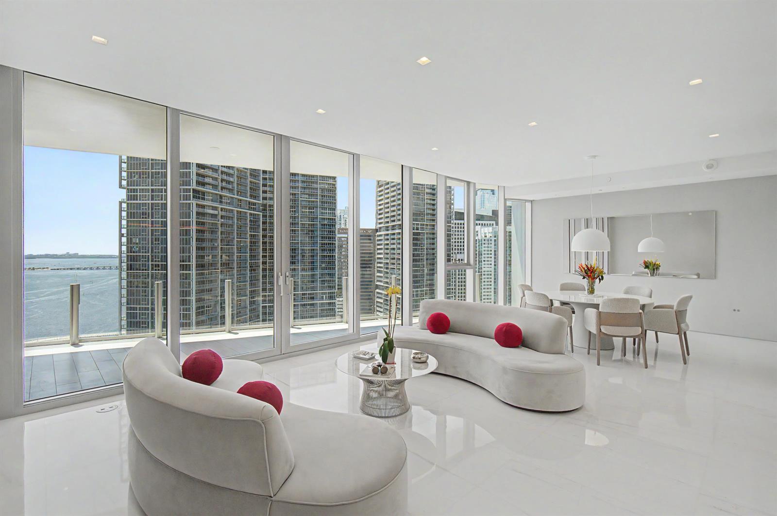 300 BISCAYNE BOULEVARD Way # 3306, Miami FL 33131